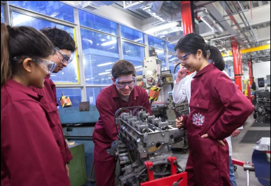 UK Launches Major Skills Reform Giving Teenagers Earlier Access to Technical Education