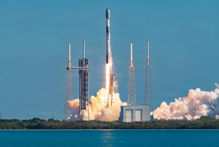 SpaceX Set to Release First Earnings Report Since Historic IPO, Investors Watch Closely