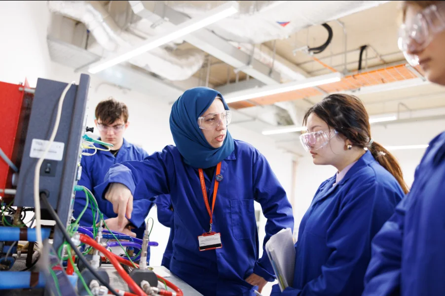 United Kingdom Launches Major Education Reform Giving 14-Year-Olds Access to Technical Career Pathways