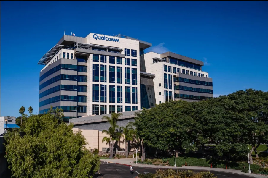 Qualcomm Expands Partnership with Samsung to Power Next Generation of AI Smartphones and Smart Devices